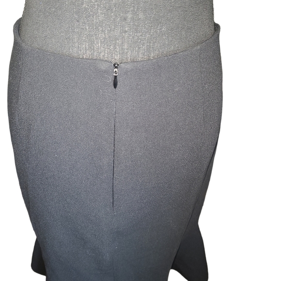 💕Black Fitted WHY Flared Skirt💕Size Large - Picture 5 of 7